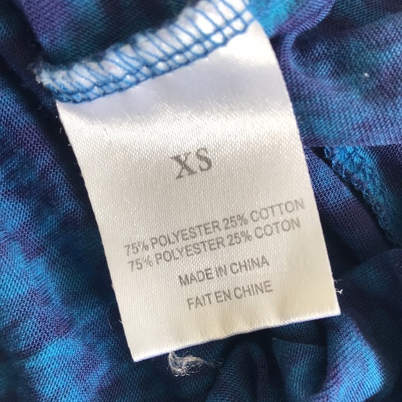 Colorfast flowy top - Picture 9 of 9